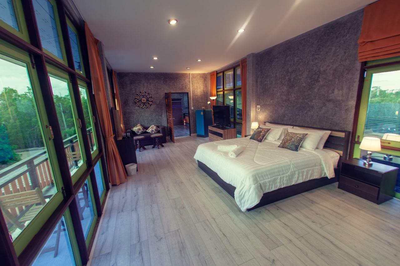 Tonmai Suites Koh Lanta Exterior foto