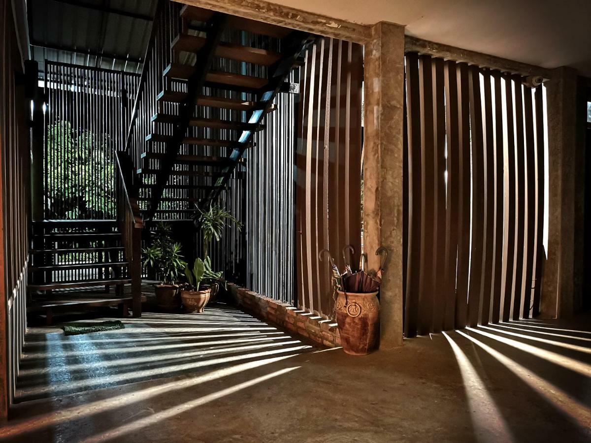 Tonmai Suites Koh Lanta Exterior foto